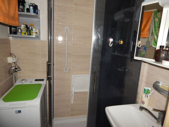 SPEKTRUM REALITY- Na Predaj 3-izbový  byt, 63 m2 s balkónom, - 9