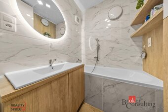 Kompletne zrekonštruovaný, zariadený 3-izbový byt v Petržalk - 9