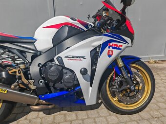 HONDA CBR 1000RR - 9