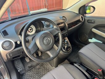 Mazda 2 1.3i 55kW, r.v. 2008 – spoľahlivé mestské auto - 9