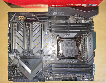 ASRock MB Sc LGA2066 Fatal1ty X299 Professional Gaming i9 - 9