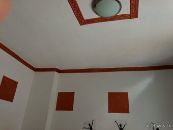 1 izbový rodinný dom - Handlová - 9