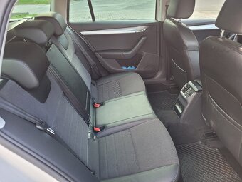 Skoda oktavia combi 3 - 9