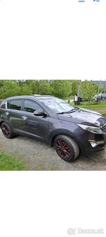 SPORTAGE - 9