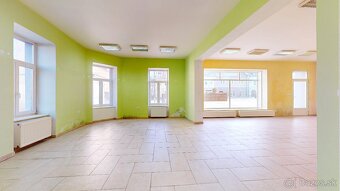 Prenájom obchodných priestorov v centre Dolného Kubína - 9