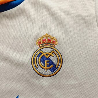 Real Madrid CF 2021-2022 domáci futbalový dres biely L - 9