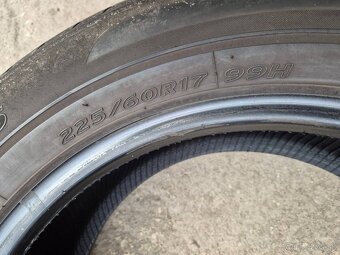 225/60 r17 letné 4 ks HANKOOK dezén 5,6 - 4,3 mm - 9