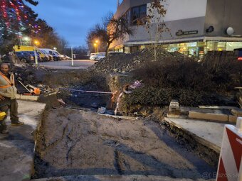 Ponúkame výkopové a stavebné práce NR - 9