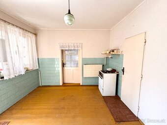 Predaj- 3 izbový rodinný dom Galanta / 4 km/ - 9