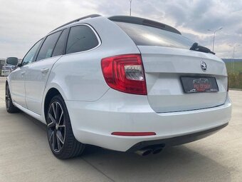Škoda Superb Combi 2.0 TDI DSG,2015,NAVI,XENON - 9