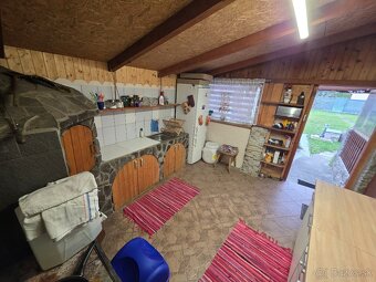 Krásna záhradka s útulnou chatou - 9