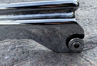 HARLEY DAVIDSON® BREAKOUT M8 SISSYBAR - 9