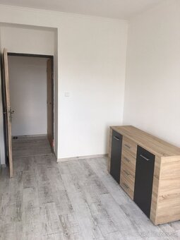 Na prenájom 3izbový byt pri auparku - Rezervovaný - 9