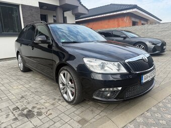 Škoda Octavia Combi RS 2,0 tfsi - 9