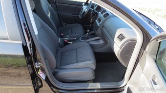 Predám VW Golf 1.6 benzín/27.500km/2008 - 9