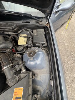 BMW e36 compact - 9