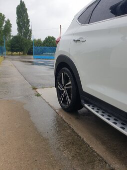 Hyundai - 9