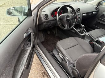 Audi A3 1.6 Ambiente - 9