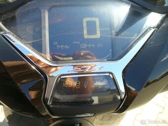 Honda SH 125 i ABS , trakčná kontrola - 9
