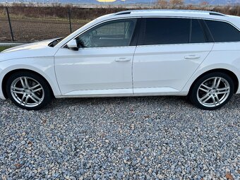 235/45 R18 zimná sada Škoda Superb 3 - 9