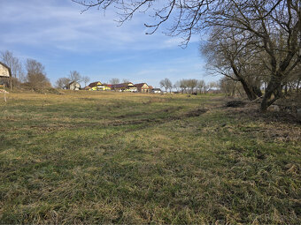 Stavebný pozemok - Pohronský Ruskov - 2233m2 - 9