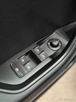 ŠKODA SUPERB 2.0TDi - 9