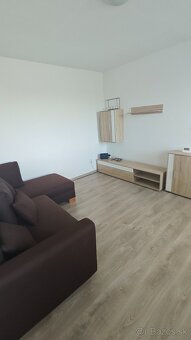 Prenajom 2-izbovy byt Kuty - 9