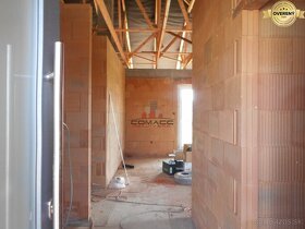 Výstavba inteligentného 4 izbového bungalovu v NM a okolí - 9