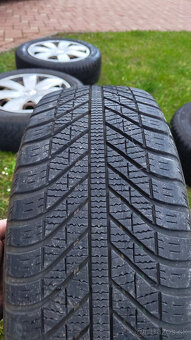 Goodyear Vector 4seasons 205/55 r16 94v - 9