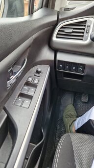 Suzuki sx4 s-cross - 9