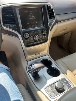 JEEP Grand Cherokee Overland 3.0 V6 Turbo 4x4 - 9
