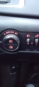 PREDÁM OPEL ASTRA J 1.4 TURBO 88 kw r2013 - 9