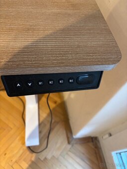 Písací stôl - výškovo nastavilteľný farba dub - 9