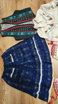 Staré Slovenské kroje 1. - 9