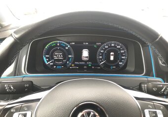 ♦️MOŽNÁ VÝMENA ZA VW Tiguan ♦️2018 VW e-Golf 36kWh - - 9