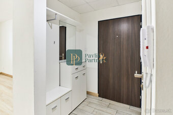Predaj 3 izbový byt, novostavba, garážové státie - 9