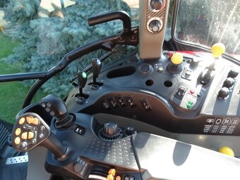 CASE IH LUXXUM 120 - 9