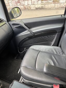Mercedes Viano - 9