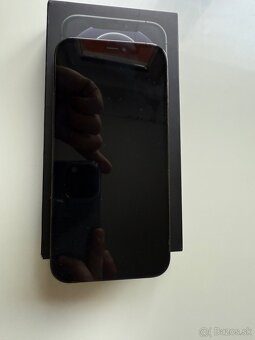 iPhone 12 Pro 256GB Graphite - 9