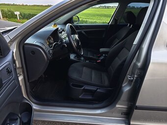 Škoda Octavia II 1.6 MPI LPG - 9