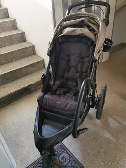 Hauck Runner 3 olive green kočík bugina - 9
