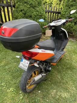 Predam skuter MOTOWELL 50cc - 9