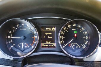 Škoda Superb Combi 2.0 TDI 125kw 4x4 DSG - 9