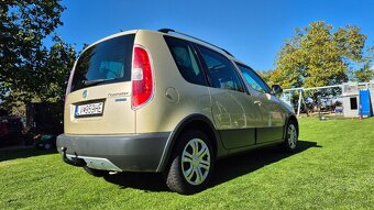 Škoda Roomster SCOUT, DSG automat, panoráma - 9