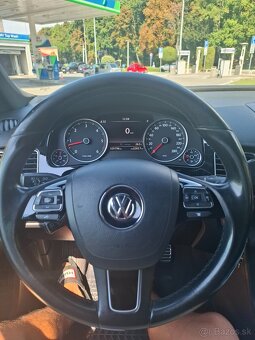 Volkswagen Touareg - 9