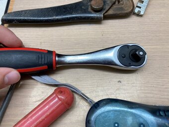 Predám náradie ktoré je na foto - 9