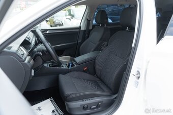 Škoda Superb iV Combi 1.4 TSI PHEV STYLE DSG -PLUG IN HYBRID - 9