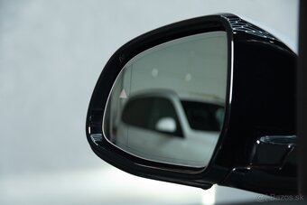 BMW X4 3.0D 210kW, automat, 4x4, 2022 - 9