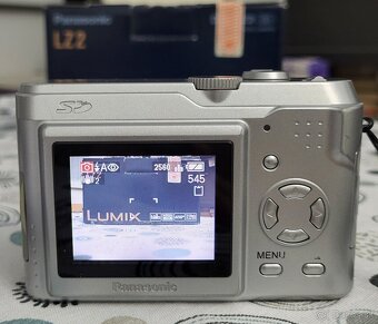 Panasonic Lumix DMC-LZ2 - 9