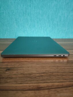 MacBook Pro 2020 | i7 • 32GB • 512GB SSD - 9